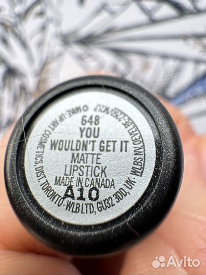 Помада mac you wouldn't get it