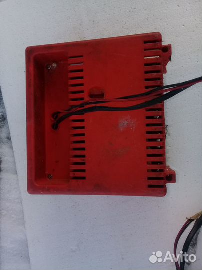 Зарядное устройство