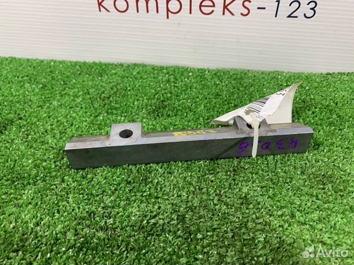 Кронштейн впускного коллектора Audi Q3 8U cpsa