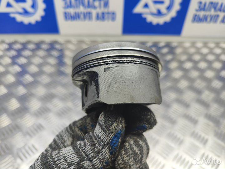 Поршень с шатуном Hyundai Solaris 1 1.4 G4FA