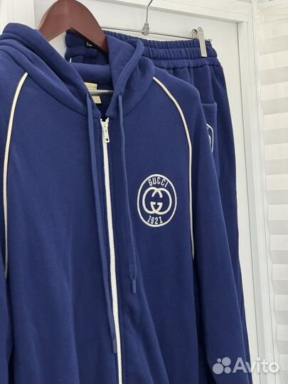 Спортивный костюм мужской Gucci