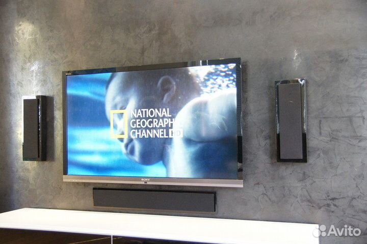 Настенная акустика DLS Flatbox midi V2 white