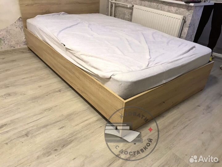 Кровать полутороспальная