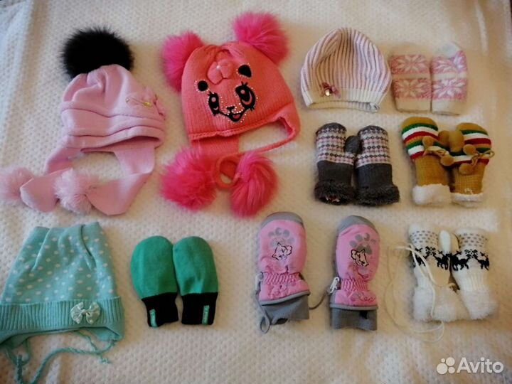 Шапка для девочки, варежки