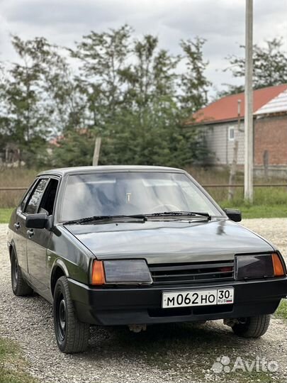 Сидения 21099