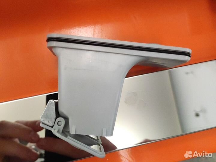 Душевой трап в стену / линейный трап в стену