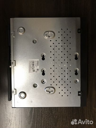 IP видеорегистратор HiWatch n304w