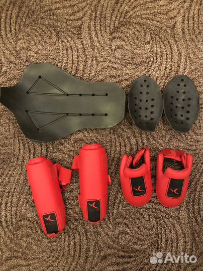 Защита для спорта или мото