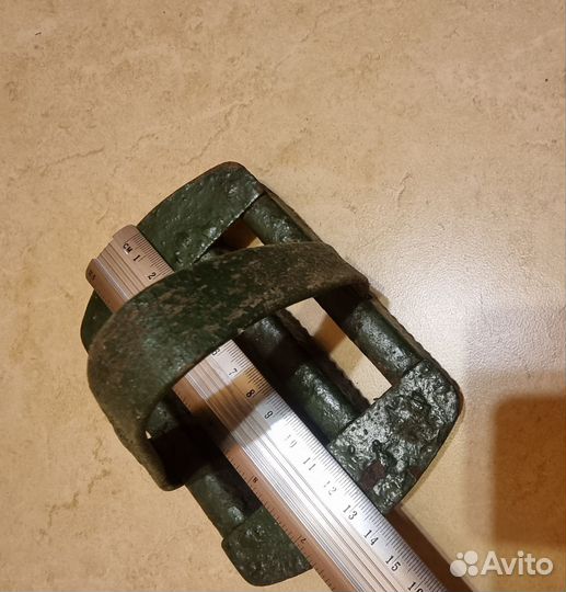 Щетка для чистки лошади