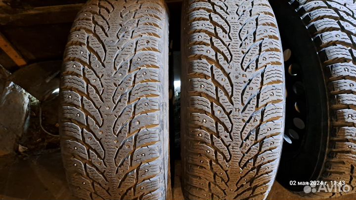 Nokian Tyres Hakkapeliitta 9 SUV 215/65 R16