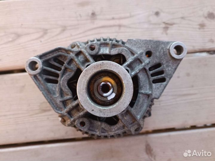 Генератор Nissan March