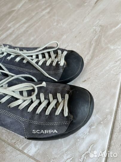 Трекинговые кроссовки Scarpa Mojito