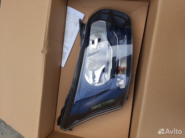 Передняя правая фара форд транзит