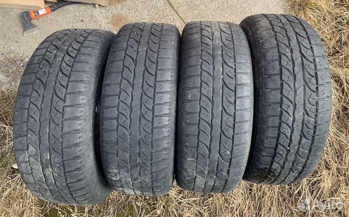 Шины yokohama 225 60 r17+диски sakura