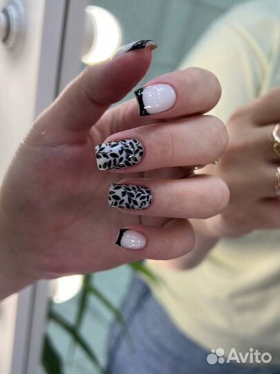 Маникюр и педикюр