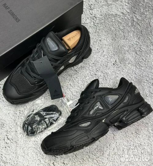 Adidas Raf Simons Ozweego 2 black