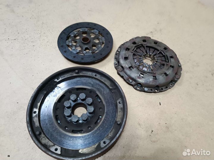 Маховик BMW E46 2,0 дизель