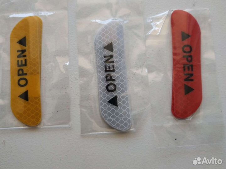 Светоотражающая наклейка