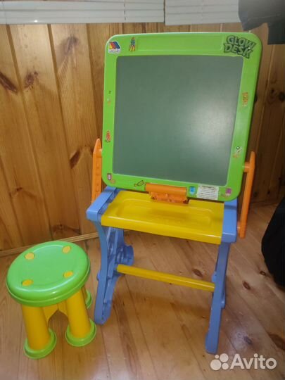 Мольберт-парта набор играй и учись Molto 2в1