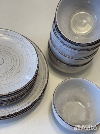 Набор посуды тарелки