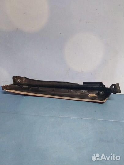 Фонарь задний внешний правый 30678221