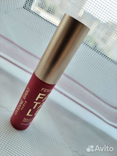 Помада матовая новая