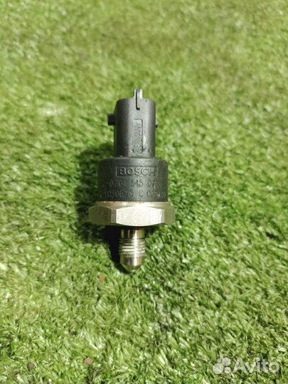 Датчик давления топлива Ford Mondeo 3 седан 1.8