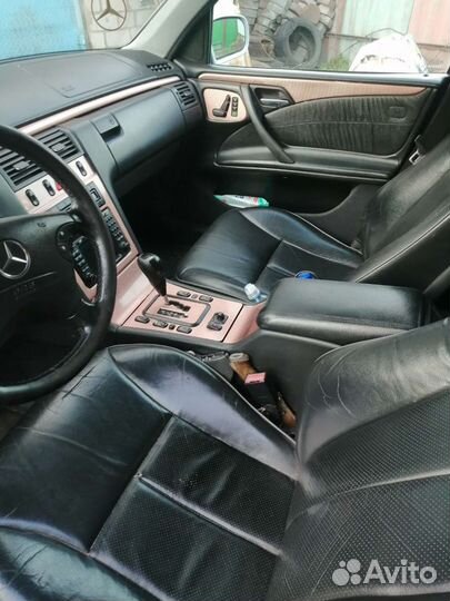 Mercedes-Benz E-класс 3.2 AT, 2000, 350 000 км