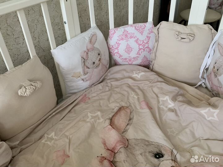 Детская кроватка-трансформер с маятником