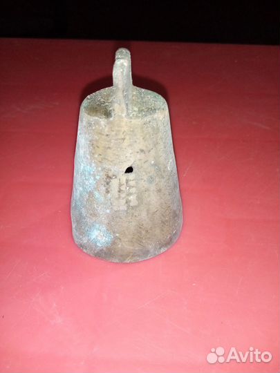 Старинный колокольчик для коровы