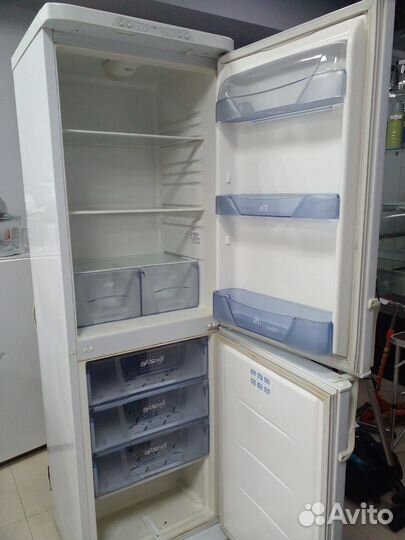 Холодильник бирюса