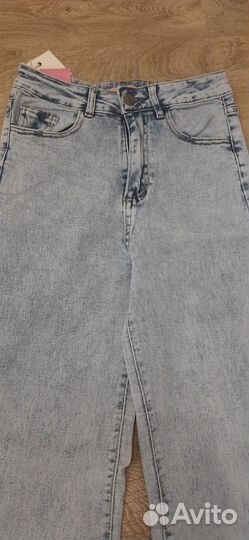 Джинсы женские