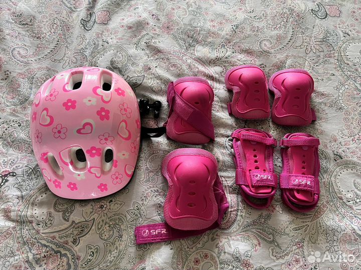 Шлем и защита для роликов и велосипеда