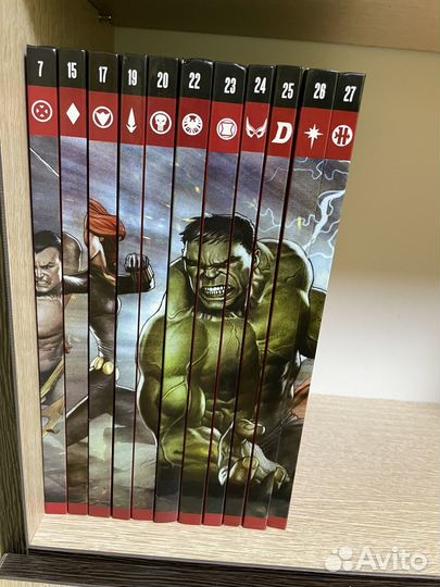 Офицальные книги марвел