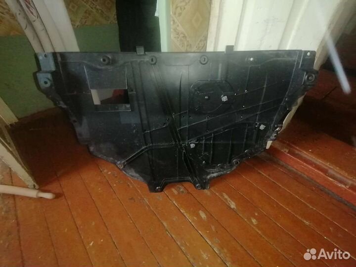 Mazda 3 (BM) 2013- Пыльник двигателя B45LK6805