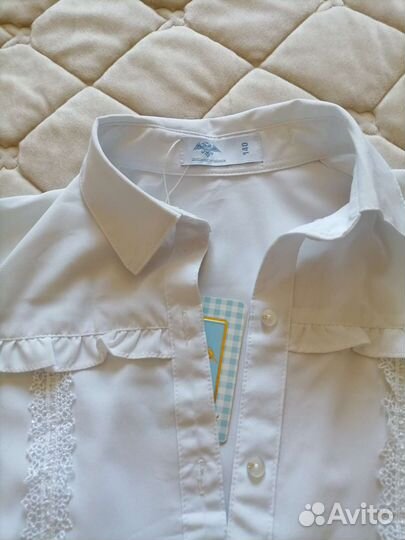 Блузки школьные, рубашки новые