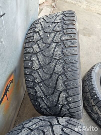 Шины зима 285/60R18