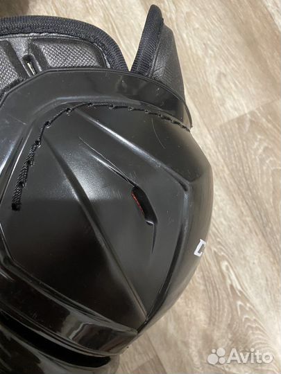 Хоккейные наколенники 16