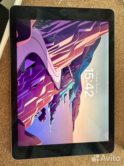 Продам iPad Pro 9.7 Wi-Fi 32GB Space Gray