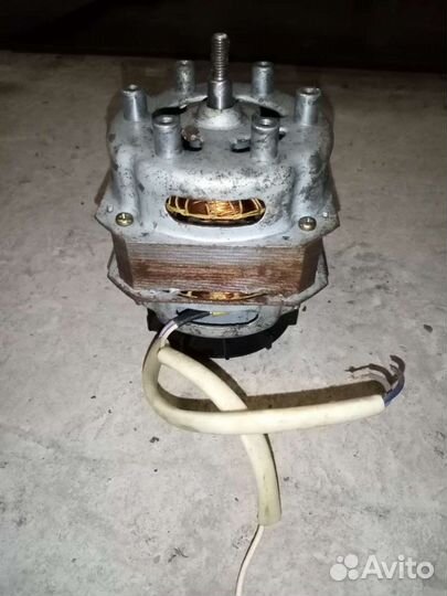 Электродвигатель 220 в бу