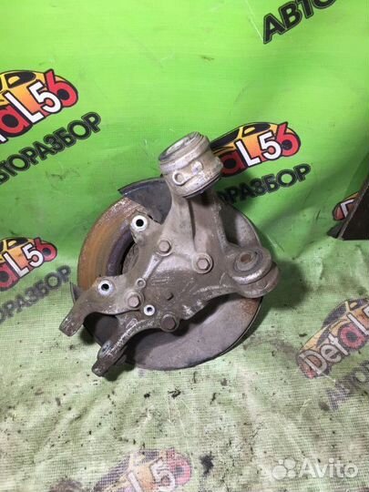 Кулак поворотный задний правый Honda Civic 8