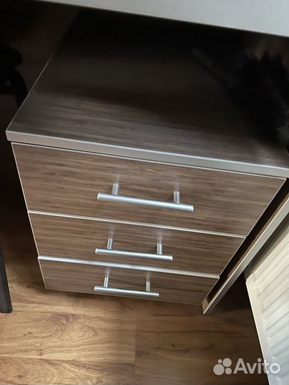 Стол для офиса