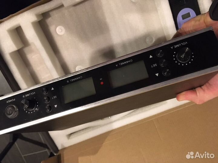 Радиомикрофон петличный или головной микрофон 1 шт