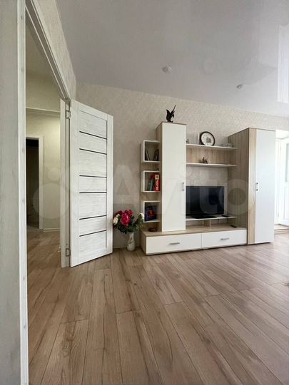 2-к. квартира, 56 м², 3/5 эт.