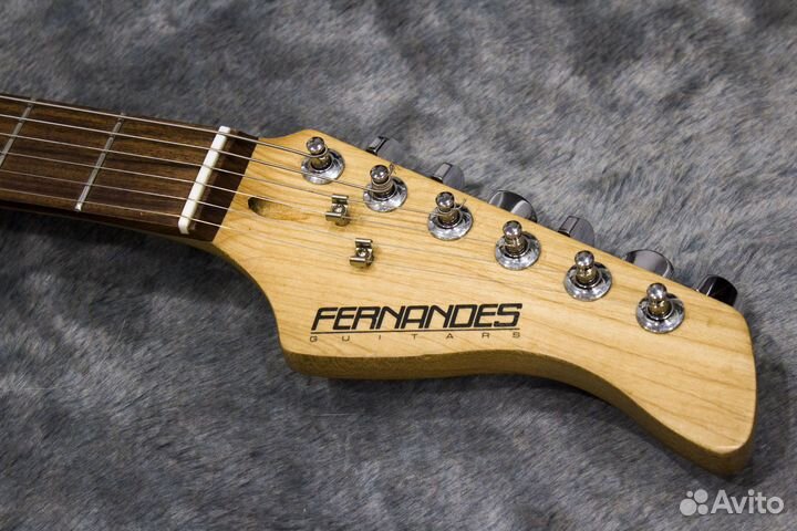 Электрогитара Fernandes Stratocaster