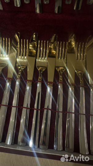 Набор столовых приборов на 12 персон
