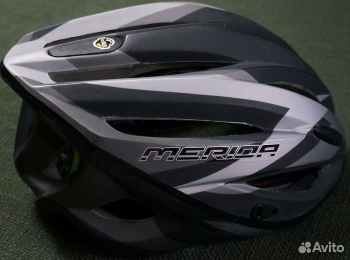 Велошлем Merida (Тайвань)