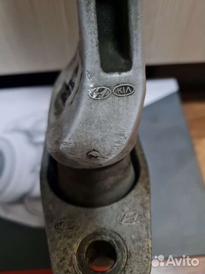 Подушка опора двигателя ix35