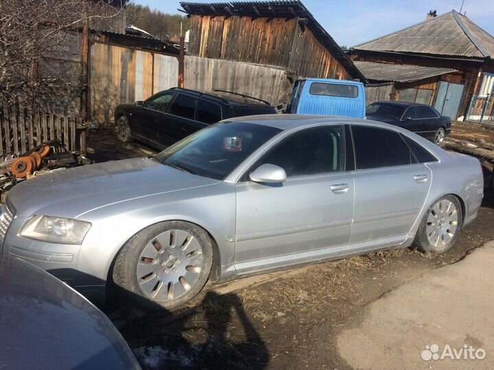 Audi A8 4.2 AT, 2005, битый, 150 000 км