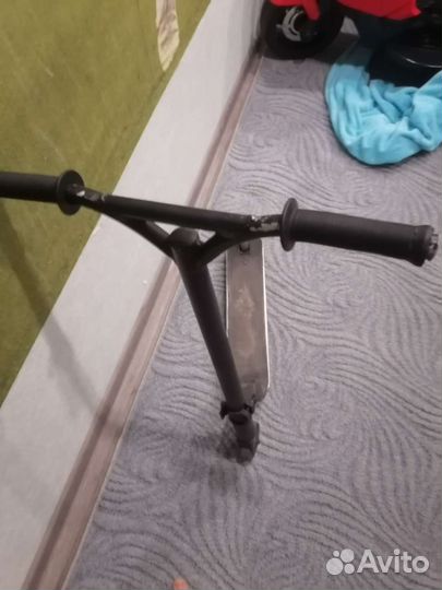 Трюковой самокат